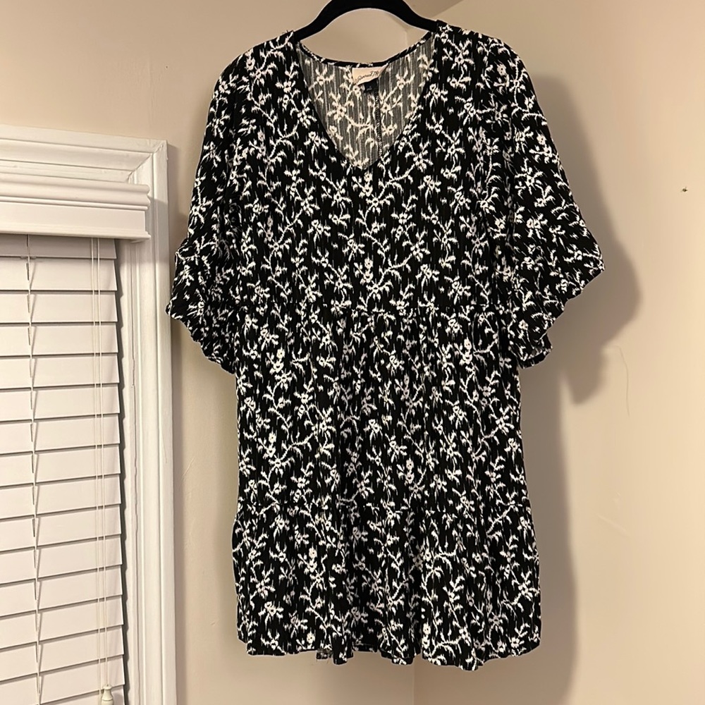 Universal Thread minidress, size S